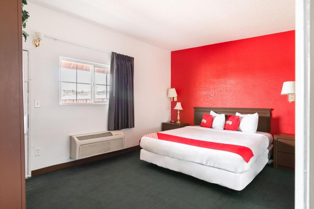 Oyo Hotel Globe / Miami Az - Highway 60 エクステリア 写真